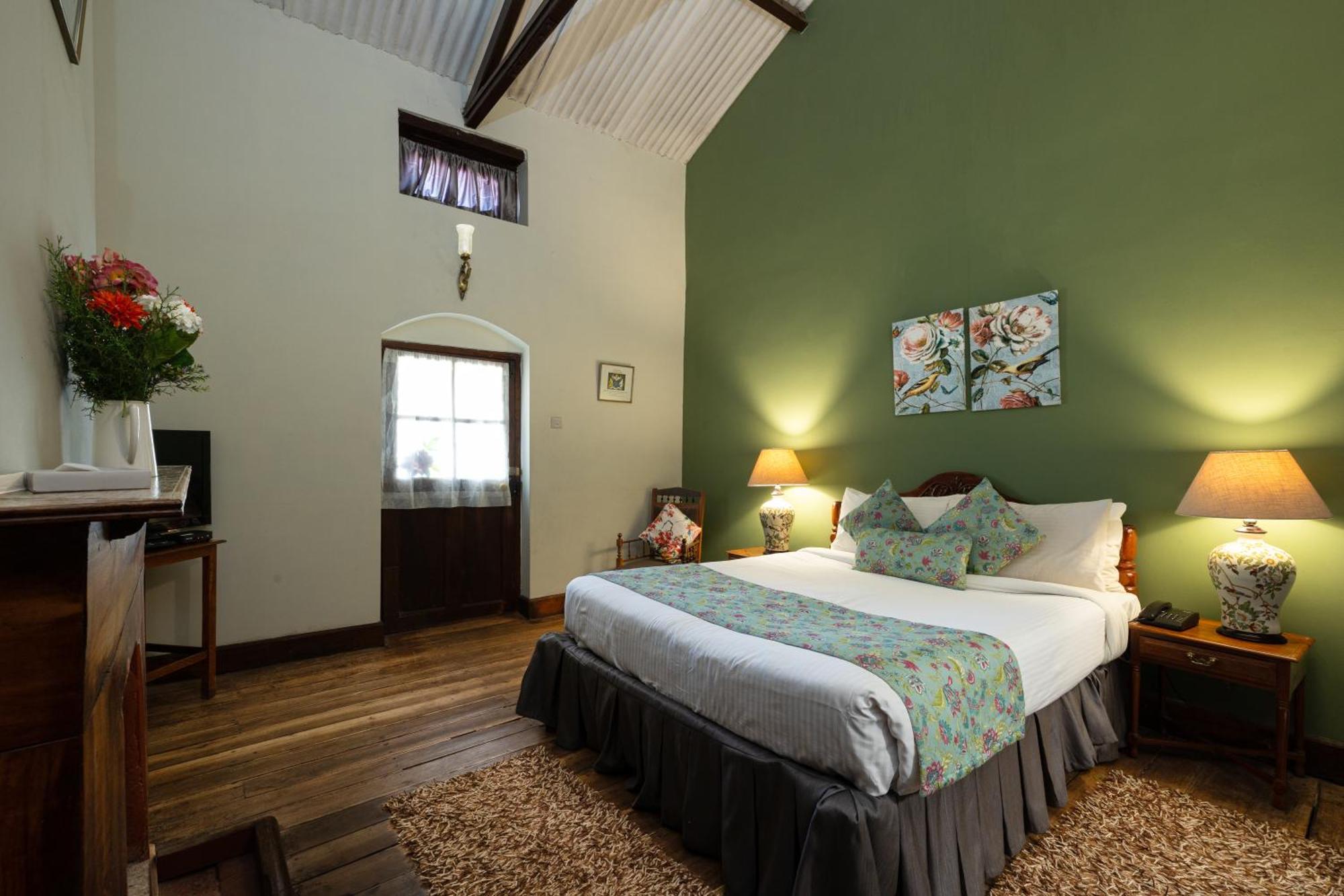 King'S Cliff Hotell Ooty Exteriör bild