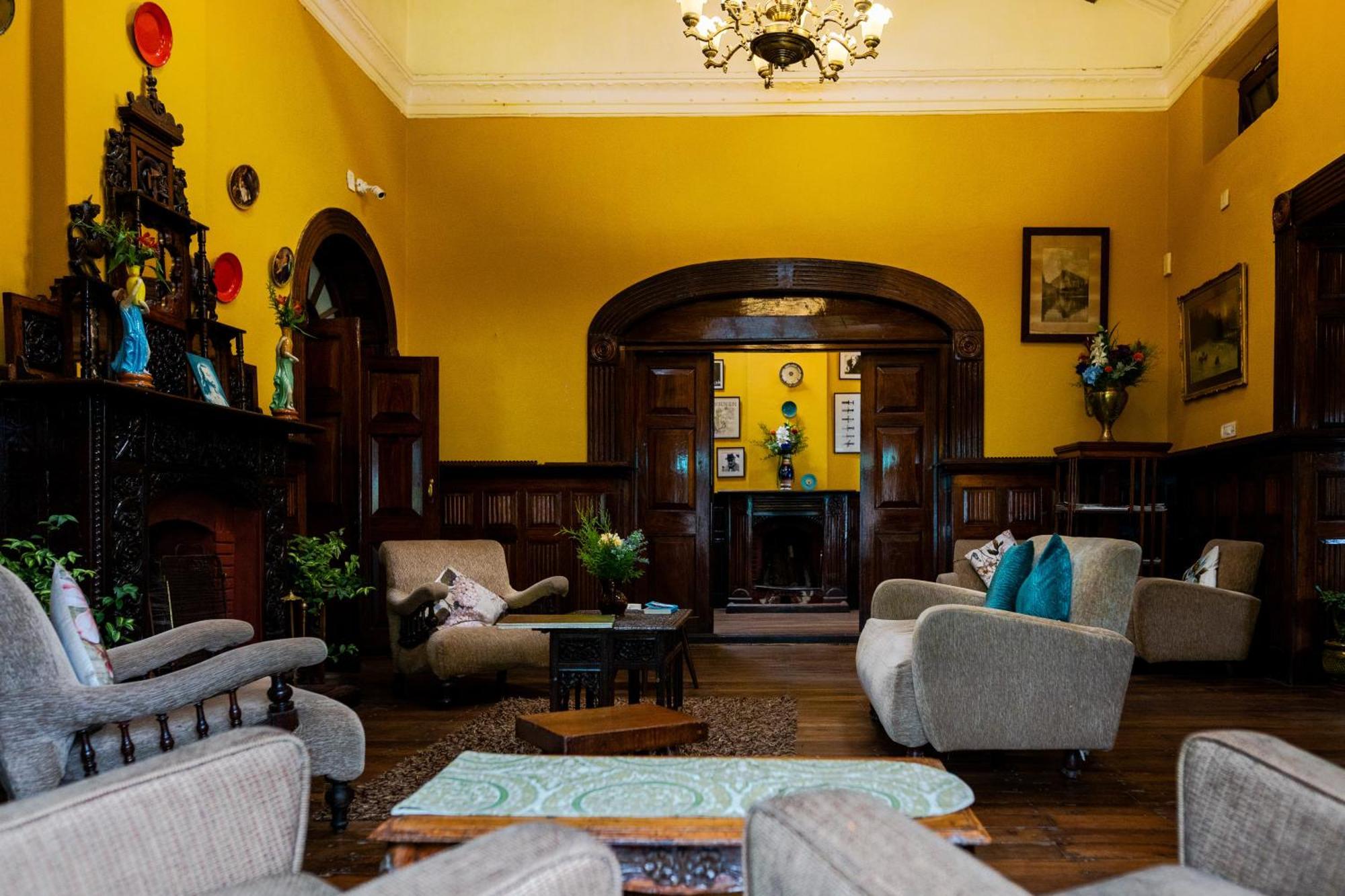 King'S Cliff Hotell Ooty Exteriör bild