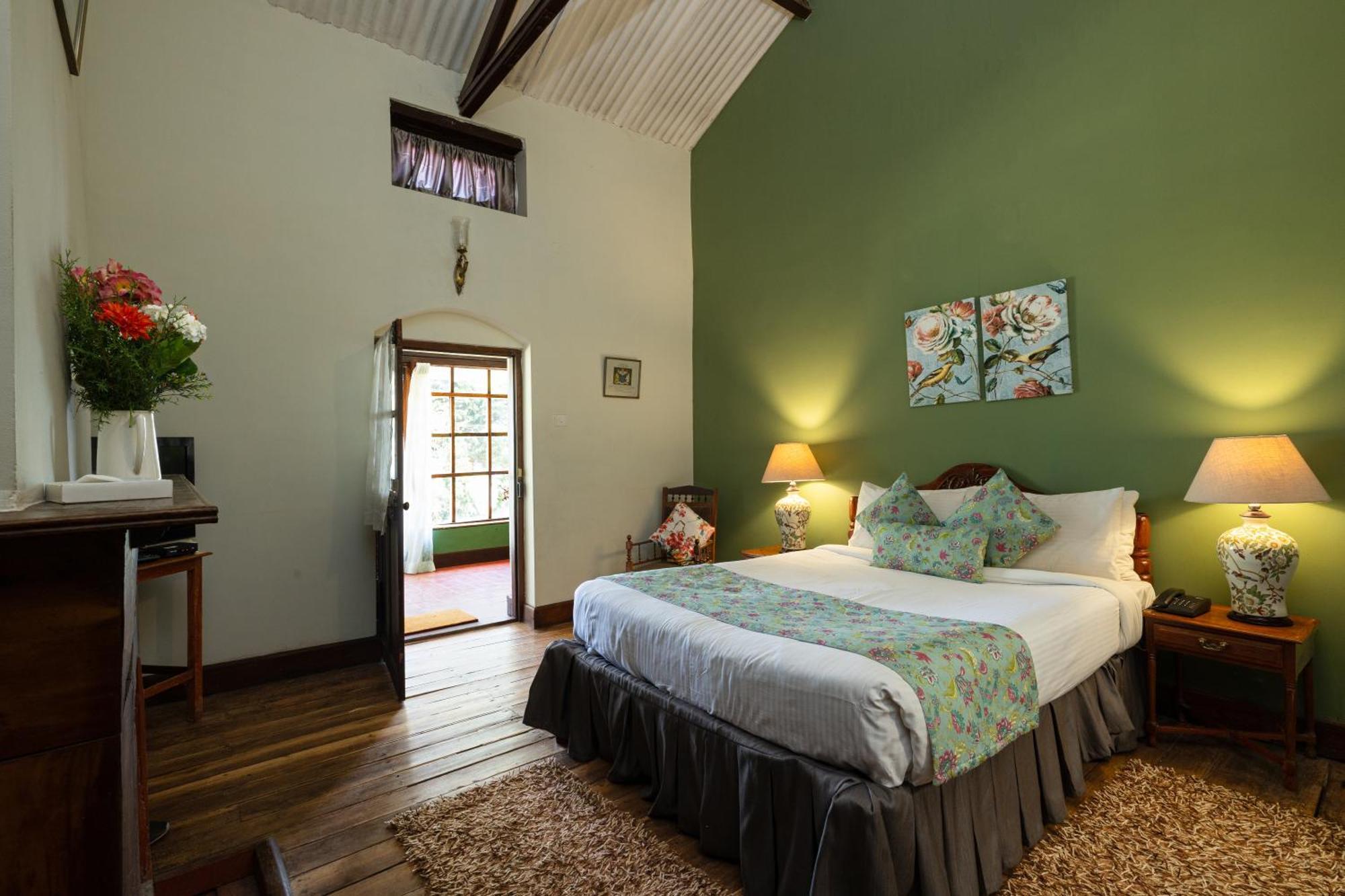 King'S Cliff Hotell Ooty Exteriör bild
